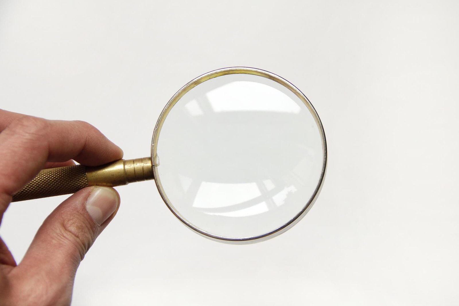 magnifier-1714172_1920.jpg